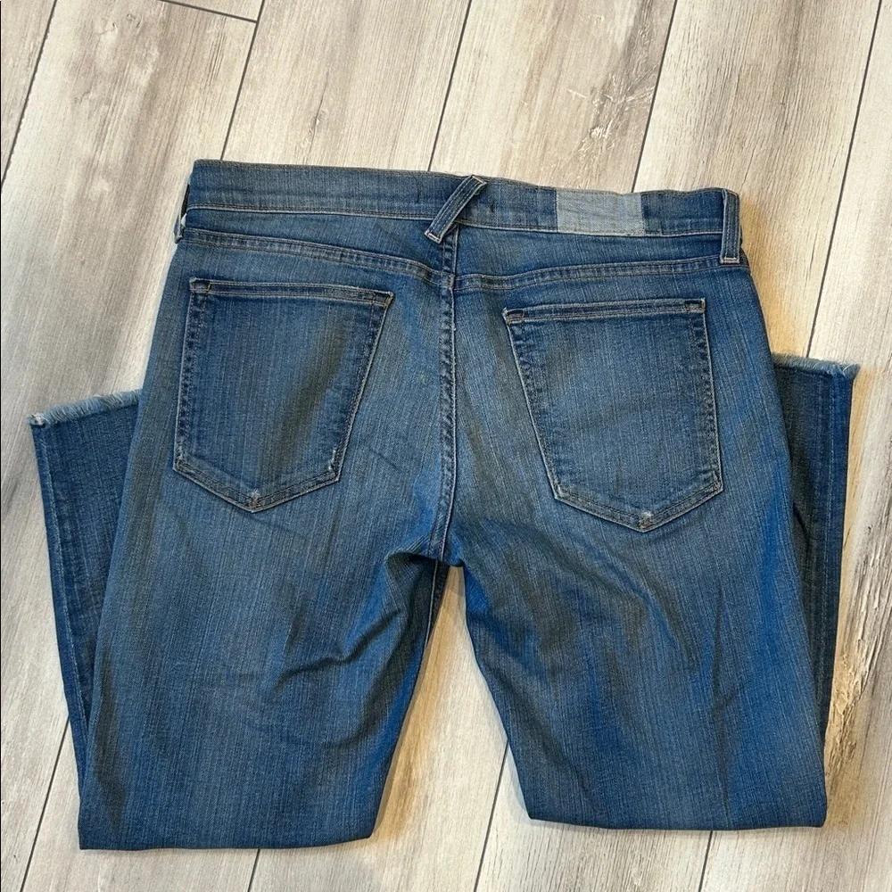 Elizabeth and James Textile skinny ankle jeans size 31